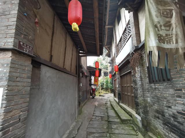 重庆主城周边古镇旅游推荐，我先给你推荐最值得游览的这二十三座