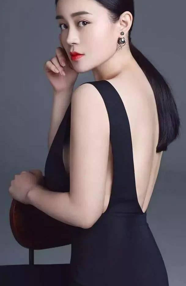 赵本山和关婷娜现在怎么样，我和赵本山是清白的