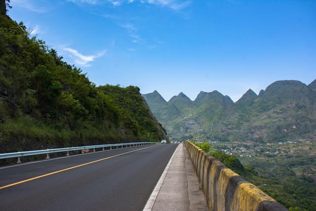 贵州最美的公路介绍，壮美的贵州遵义大发渠特大桥