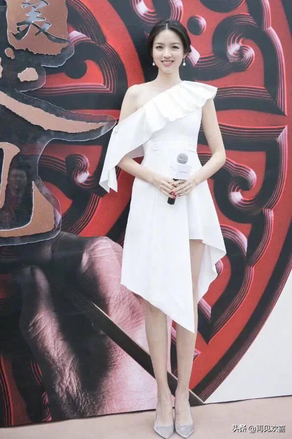 河北籍10大女明星，邓丽君赵丽颖甜美可爱