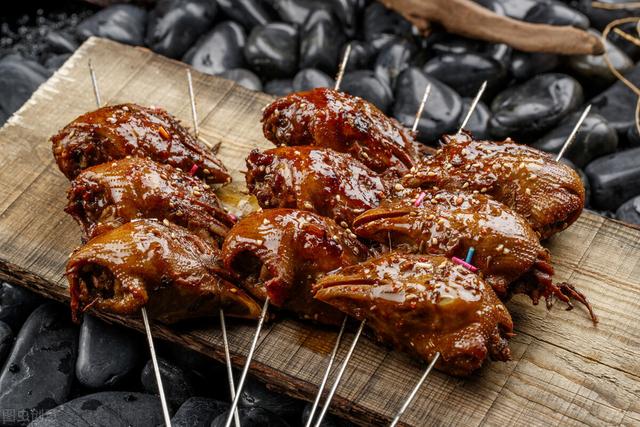 东北人家最好吃的烧烤，东北烧烤中的18种特色美味