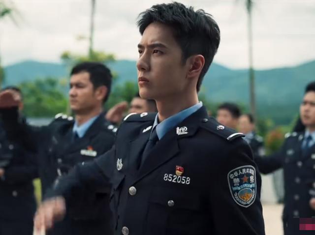 潘粤明年轻时的民国戏，十年前董洁王大治的瓜