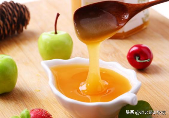 蜂蜜会变质吗能保存多长时间，很多人不知道出现这个味道就得扔了