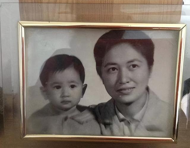 郭珍霓的现实老公，郭珍霓现实生活照（带你看看郭珍霓的豪宅）