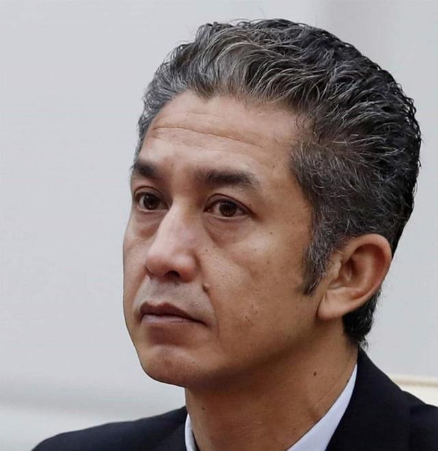 威廉王子年轻时候的样子，柬埔寨王子比威廉王子还帅