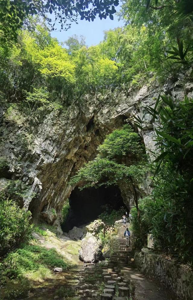 池州石头观音洞，纪念尧舜二帝求贤、躬耕胜迹