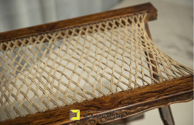 实木折叠椅结构尺寸图，一张收合万千遍的折叠椅