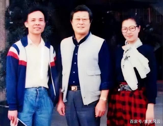 老演员王心刚个人资料，全民偶像无绯闻