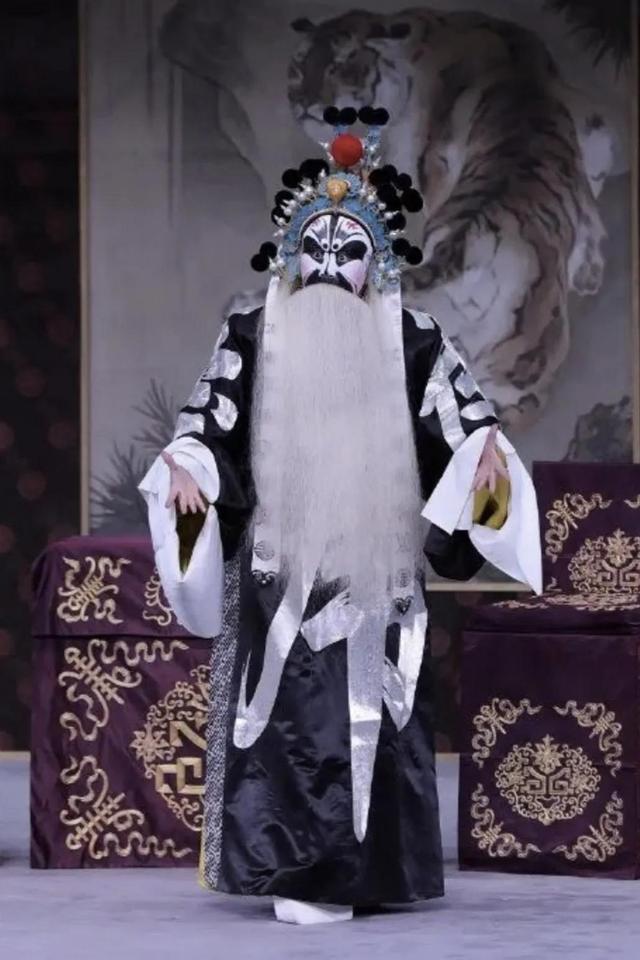 京剧花脸艺术欣赏，景荣庆花脸艺术简论