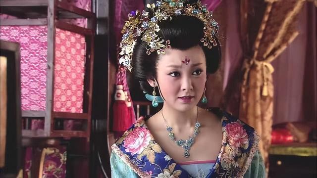 薛平贵与王宝钏大结局王宝钏死了，王宝钏苦守寒窑18年