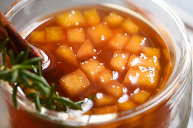 煮奶茶的正确方法，怎么煮奶茶更好喝（好吃下饭的奶茶几分钟就学到手）