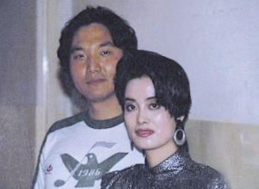 毛阿敏今年多大岁数，毛阿敏40岁嫁给富豪