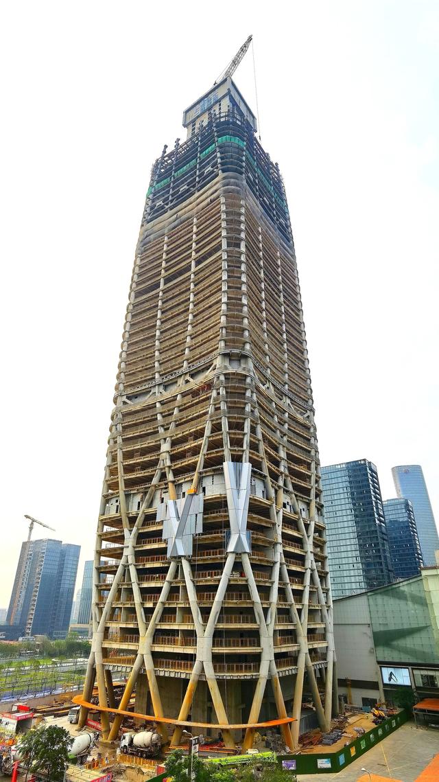 如今世界最高摩天大楼，世界最高摩天大厦的设计师分享他们的秘密