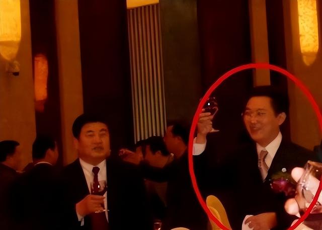 董卿的丈夫是哪呀，董卿丈夫有消息了