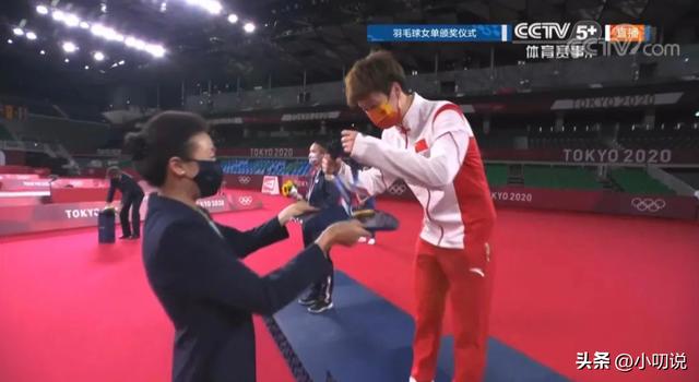 李玲蔚羽毛球战术简介，羽坛皇后李玲蔚