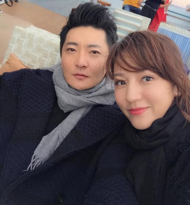 郭京飞和鲍莉儿子，老男孩郭京飞与鲍莉闪婚