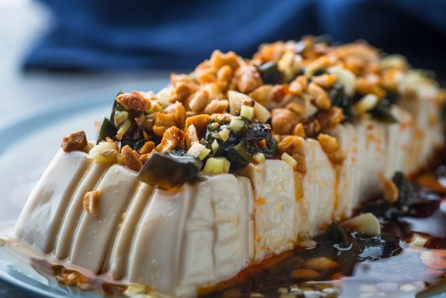 皮蛋怎样凉拌好吃，凉拌皮蛋是怎样做才好吃