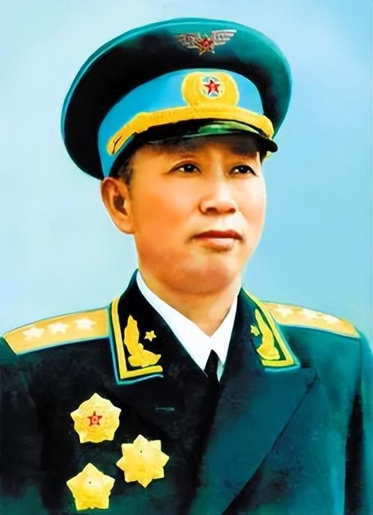 我国捡到的黑鸟侦察机，百件革命文物说江西