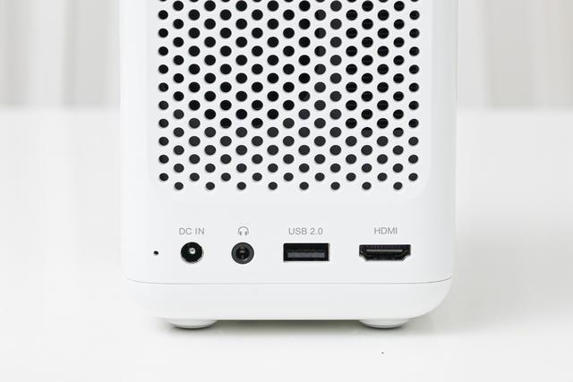 小米投影仪mini，装进背包里的移动影院