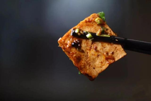 豆腐烧肉家常做法大全，老少咸宜的豆腐烧肉来啦