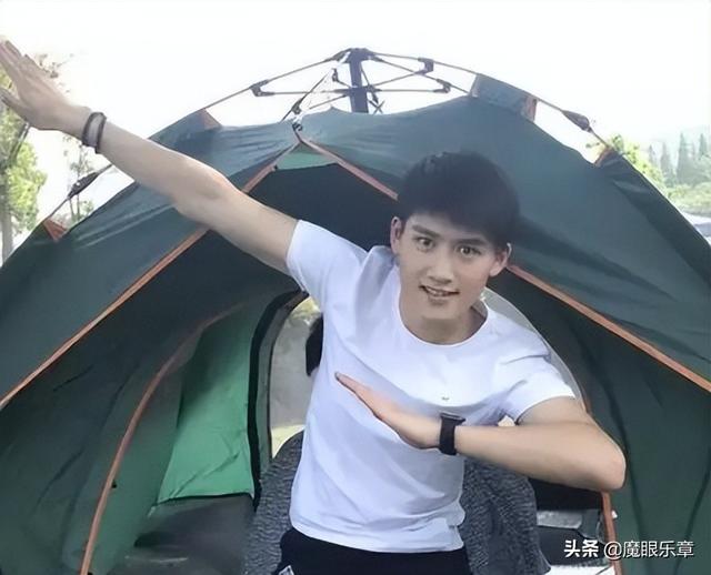 上海电视台里本土主持，上海主持这几对搭档你都熟悉吗