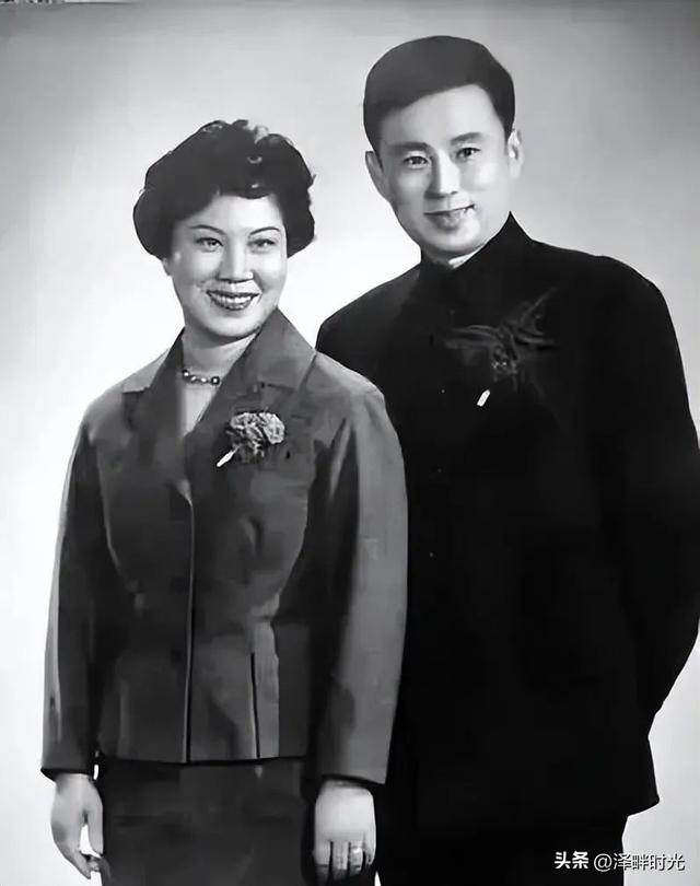 贾宝玉重要事迹，贾宝玉徐玉兰事业辉煌