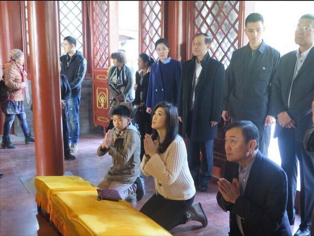 泰国美女总理英拉，泰国总理英拉简历（“最美前任”英拉卷土重来）