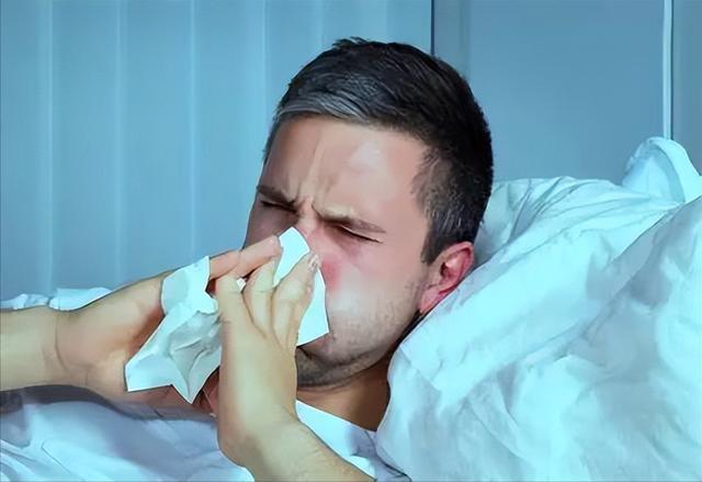 菠萝蛋白酶的作用，为什么吃菠萝嘴发麻（菠萝蛋白酶对身体有什么作用）