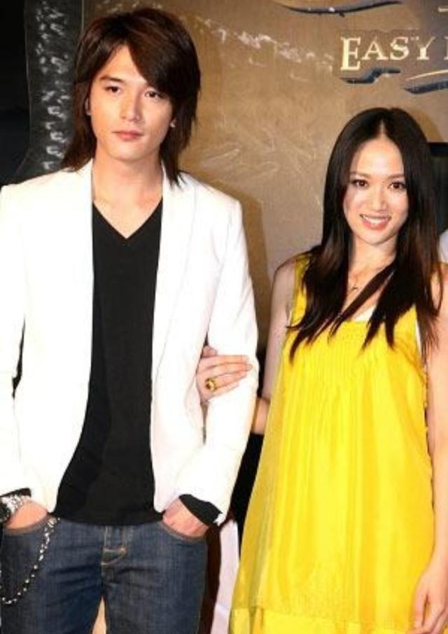 邱泽的婚姻，40岁邱泽官宣结婚