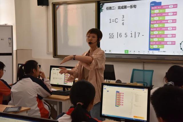 南京市励志学校，十年办好一所家门口的南外