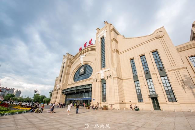 哈尔滨有多少人口，哈尔滨是东北最大的城市吗（又少了一个千万人口城市哈尔滨）