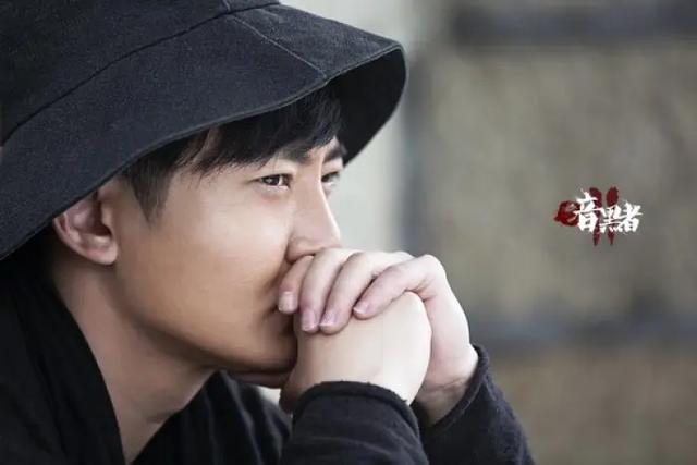 郭京飞和鲍莉儿子，老男孩郭京飞与鲍莉闪婚