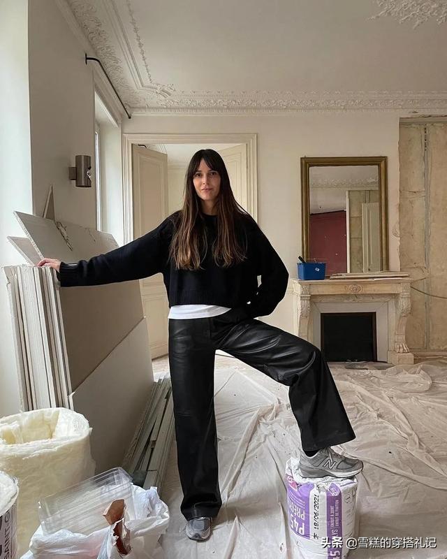 长裙配什么鞋子，配长裙穿什么鞋一年四季都可以（女人只需备齐这）