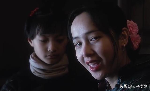 顾长卫张静初关系，曝蒋雯丽包养2名男大学生