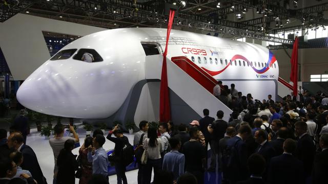 俄罗斯c929大型客机，俄罗斯航空工业遭遇全面冻结