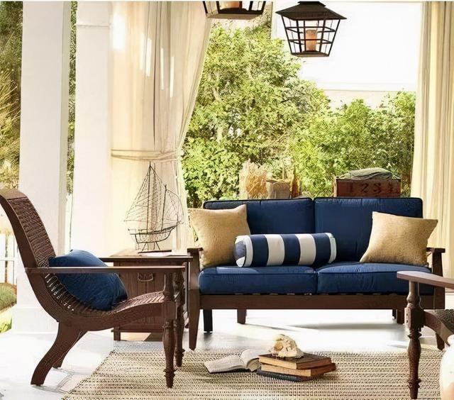 山茶花的英语怎样说，油菜花用英语怎么说