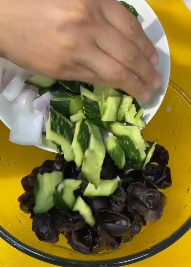 木耳的吃法和做法，木耳最好吃的19种做法（建议多吃木耳菜）