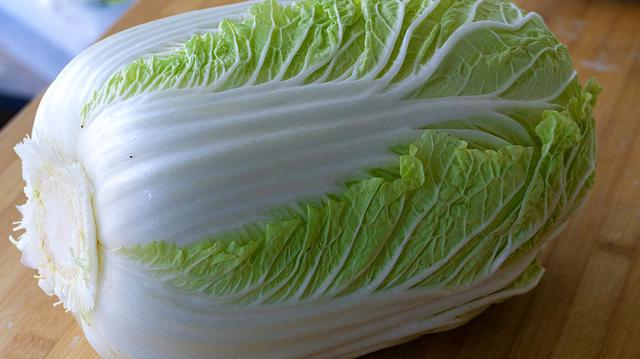 虾仁炒白菜的做法，虾仁圆白菜的做法窍门（虾仁炒白菜）