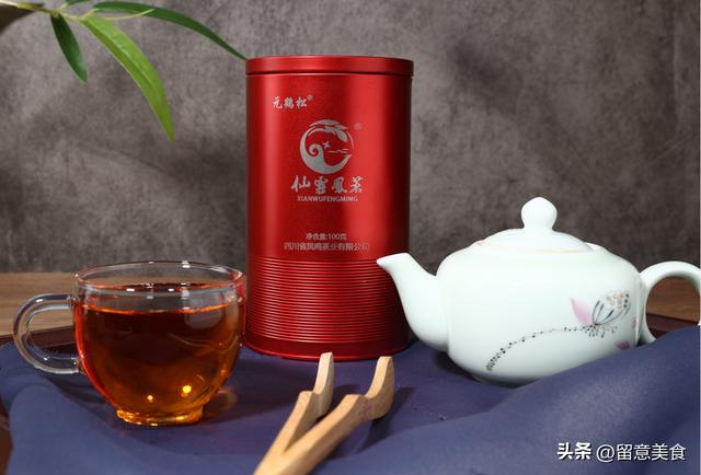 10种茶的冲泡方法，泡茶直接倒热水