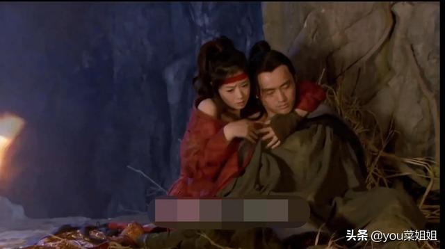 华胥引里面宋凝是怎么死的，宋凝翻了两千七百多具尸首才找到沈岸