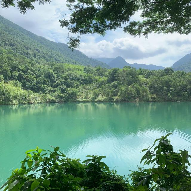 广州白水寨风景名胜区瀑布介绍，北回归线上的壮丽瀑布