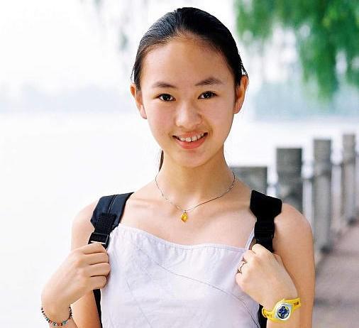 童瑶章子怡傻傻分不清，5位“撞脸”的娱乐圈女明星
