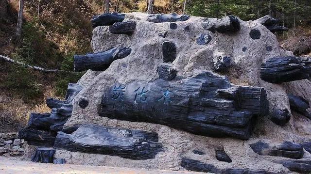 长白山旅游详细介绍，高铁、航班、自驾