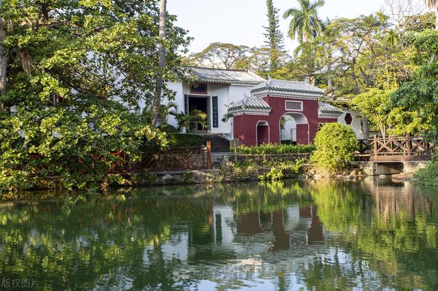 海南一日游槟榔谷导游推荐套餐，本地人从来不去的“槟榔谷”值得一游吗