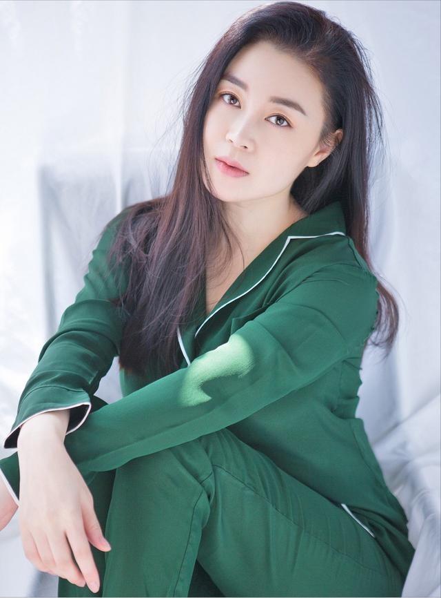 赵本山和关婷娜现在怎么样，我和赵本山是清白的