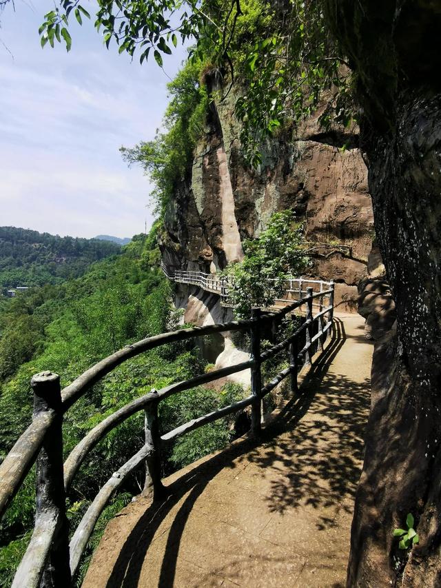 重庆万州第一大瀑布，婚外感情中男人追女人是一种什么样的心态