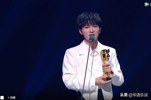 周深 周杰伦，十大歌手展现乐坛新格局