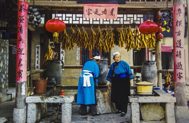 安顺黄果树瀑布，安顺黄果树瀑布景区游玩攻略路线（黄果树瀑布旅游攻略）