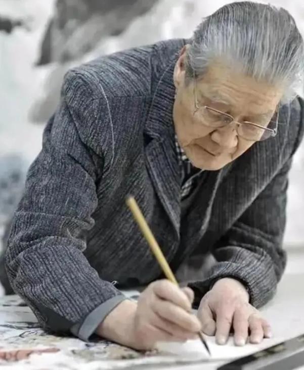 五位名人身体发生意外，世界上仅剩10位铁肺人