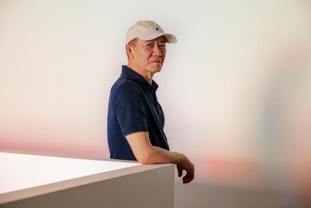 李幼斌姐弟合照，娱乐圈里最低调的亲姐弟和亲兄妹